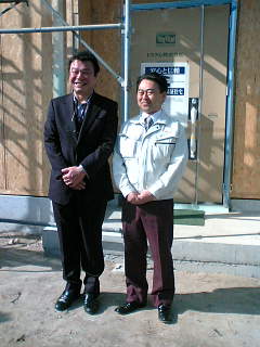 代表幹事さんたちとの記念写真なんだってよ～　わへとの記念写真撮ってもあんまし意味ね～し　ま、いっか