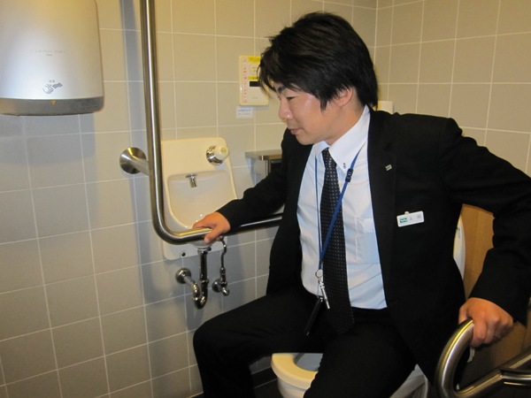 モデルになってくれた上田君・・・有gatou !