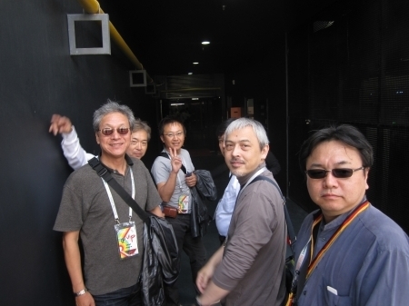 手前のサングラスの怖そうな方は、ハイアス＆カンパニーの濱村社長です。その奥はアンビエントの藤本社長です。