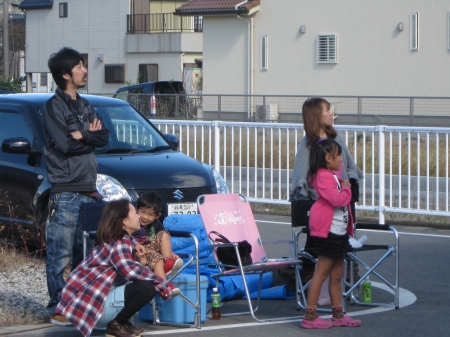 見られてるだけで、職人ははりきってしまいます。