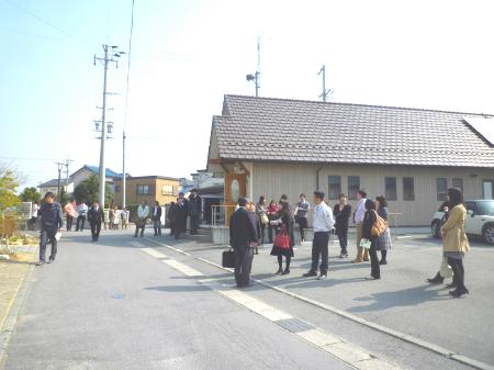 これで半分くらいの方が写っているでしょうか？？