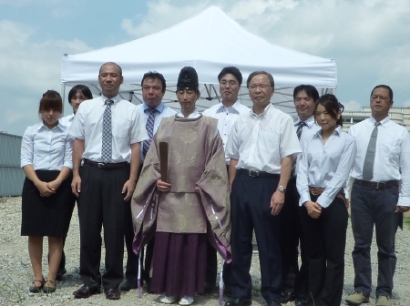 右の女性は高専時代の一つ後輩です。